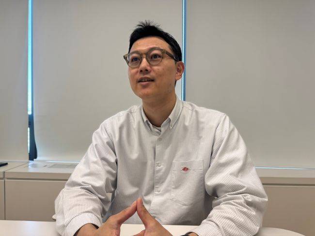 심형보 토스뱅크 프로덕트 매니저(PM)가 머니투데이방송MTN과 인터뷰를 하고 있다./사진=머니투데이방송MTN