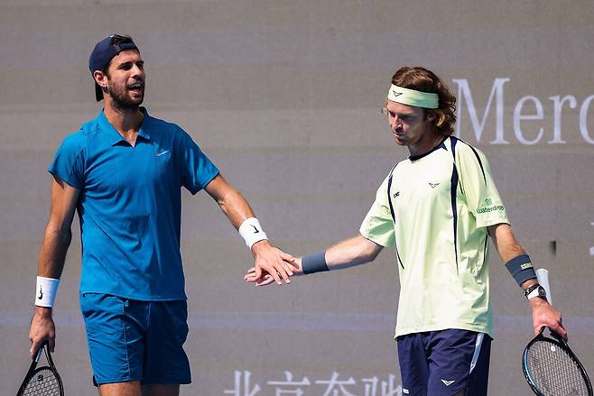 예정대로라면 7일 경기에 나서야 했으나, 7일 일정표에는 이름이 빠진 하차노프와 루블레프 / 게티이미지코리아