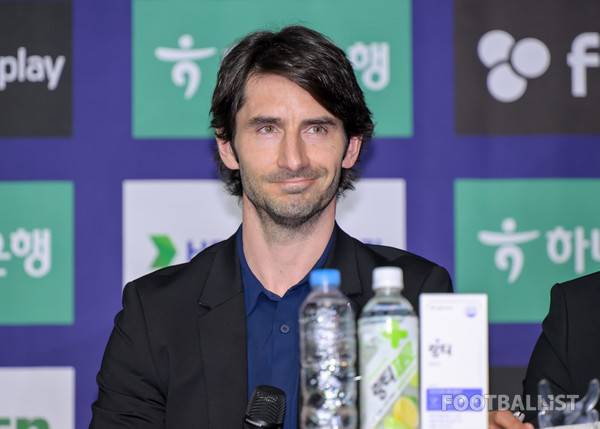 제라드 누스 파주프런티어 감독. 서형권 기자