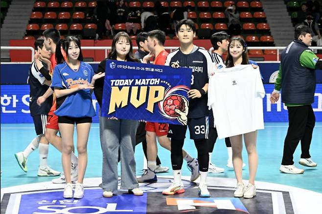 두산 김태웅이 6골 2도움으로 활약하며 MVP에 올랐다. 한국핸드볼연맹 제공