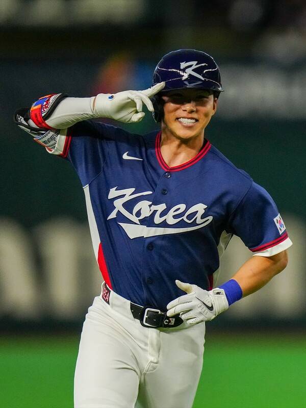 2점 홈런을 날린 김혜성(사진=KBO)