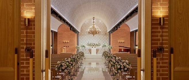 아펠가모 예식장. 유모멘트