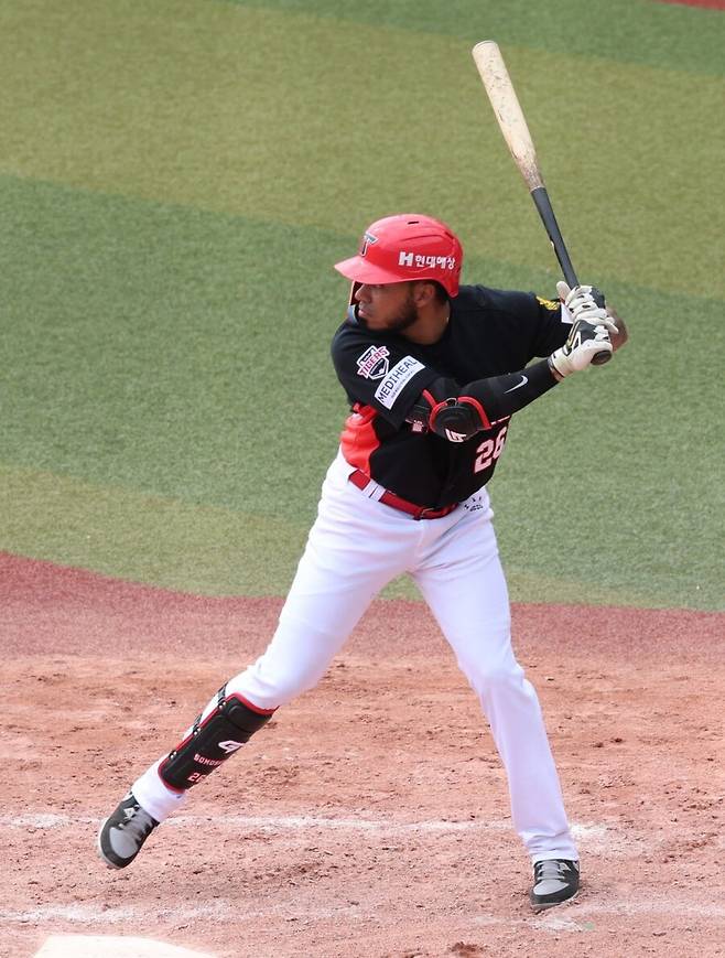 ▲ 카스트로는 정교한 타격은 물론 타점 능력까지 과시하며 올 시즌 기대감을 키웠다ⓒKIA타이거즈