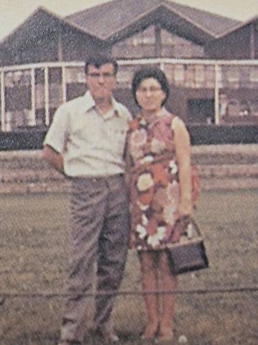 캐나다 웨스턴 온타리오대 유학 시절 아내와 함께 한 장인순 박사 [본인 제공]