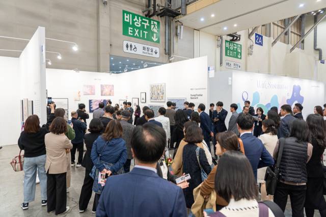 지난해 열린 2025BAMA 제14회 부산국제화랑아트페어 전경. 부산화랑협회 제공