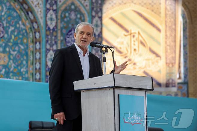 마수드 페제시키안 이란 대통령. 2025.6.12 ⓒ 로이터=뉴스1