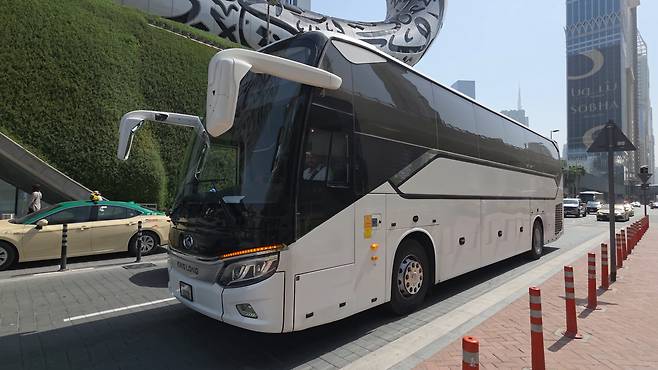 한국인을 오만으로 실어나른 버스 (3월 4일)