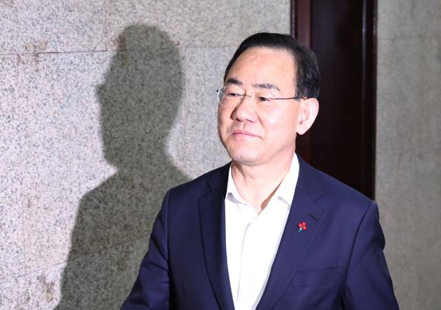 국민의힘 소속 주호영 국회부의장이 지난달 26일 국회의사당에서 열린 'TK 통합 관련 국민의힘 지도부-대구·경북 의원 회동'에 참석하고 있다. 뉴시스