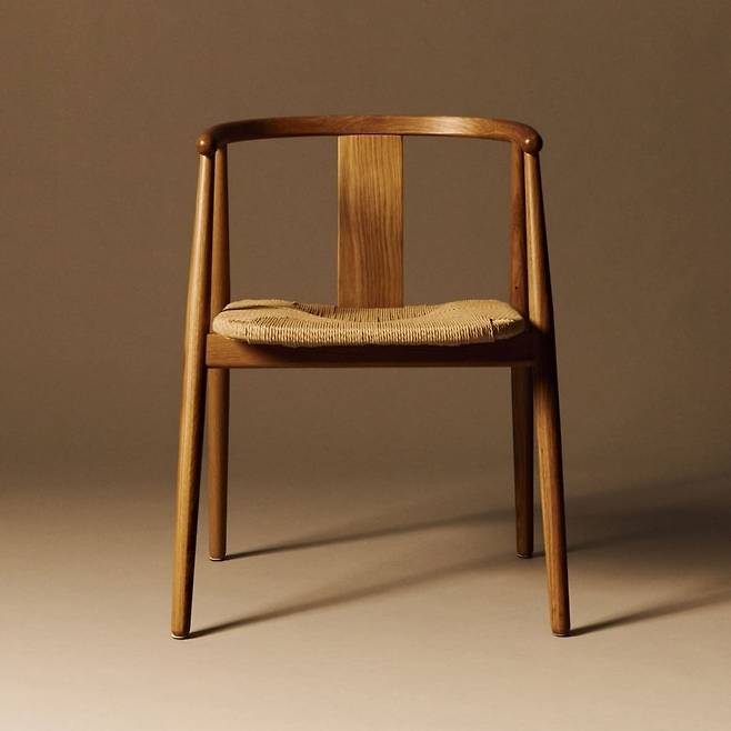 가장 작은 건축물 '의자'가 공간의 분위기를 결정하곤 한다. ⓒ오늘의집