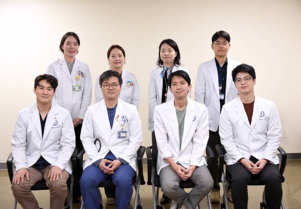 골관절염클리닉 의료진.&nbsp;ⓒ아주대병원