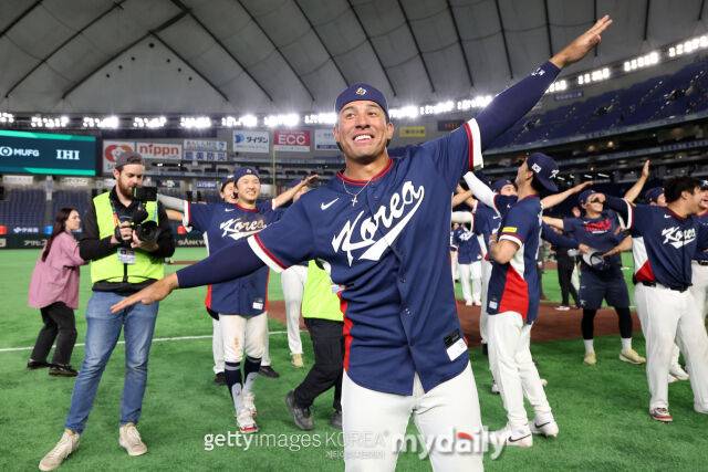 비행기 세리머니를 즐기는 저마이 존스./게티이미지코리아