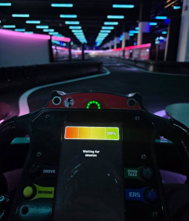 F1 아케이드에 방문해 탑승한 레이싱 카트.