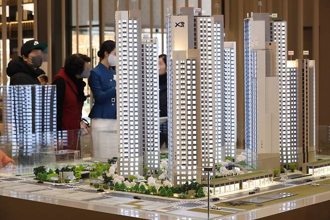 서울 영등포구 '영등포자이 디그니티' 모델하우스 내부 전경. 사진=한경DB