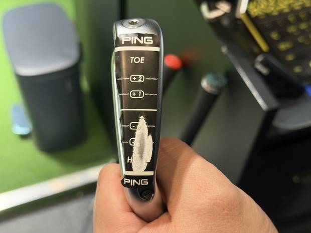 천승희씨의 임팩트 테이프 테스트 결과. 힐이 먼저 지면에 닿고 있다.