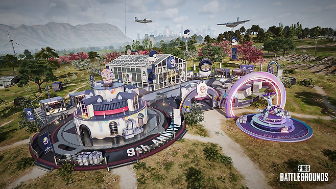 9주년 이벤트 공간은 놀이동산과 같은 모습을 보여준다(제공=크래프톤).