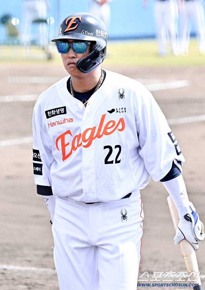 21일 일본 오키나와 고친다구장에서 열린 대한민국 야구 대표팀과 한화 이글스의 평가전. 채은성이 숨을 고르고 있다. 오키나와(일본)=박재만 기자 pjm@sportschosun.com/2026.02.21/