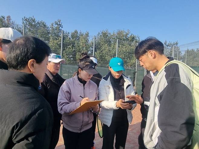 B조 파트너 뽑는 현장