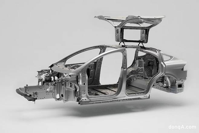 테슬라 모델X 차체구조