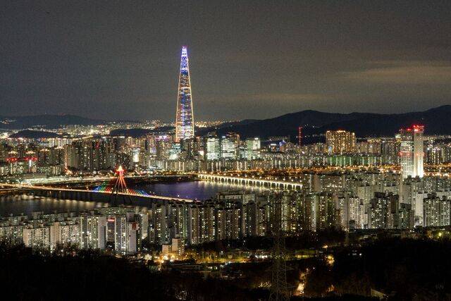 롯데월드타워 주변 야경.