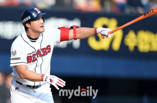 현역 시절 홍성흔./마이데일리