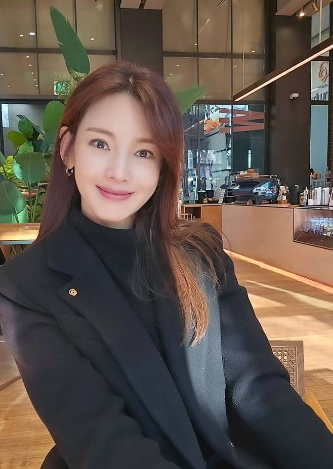 [서울=뉴시스] 배우 정가은이 보험설계사 자격증을 취득했다고 밝혔다. (사진 = 정가은 인스타그램 캡처) 2026.03.12. photo@newsis *재판매 및 DB 금지