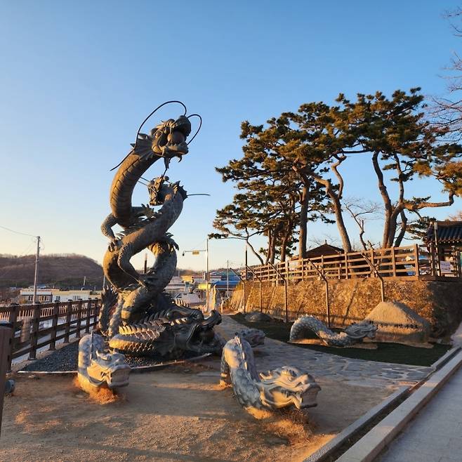 일본인 가옥 거리에 있는 포항 출신 호국영령들을 모시는 충혼각