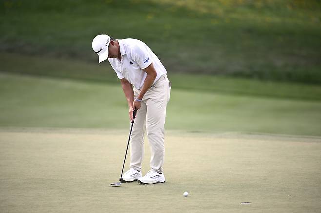 콜린 모리카와가 지난 9일 열린 PGA투어 아널드 파머 인비테이셔널 최종 라운드 도중 2번 홀에서 퍼트를 하고 있다. 게티이미지코리아