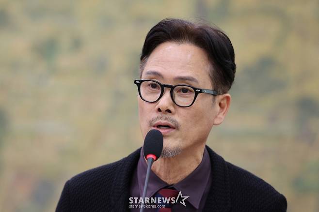 (서울=뉴스1) 신웅수 기자 = 뮤지컬 배우 남경주가 29일 서울 여의도 국회 문화체육관광위원회에서 열린 문화체육관광부 등에 대한 종합감사에서 의원 질의에 답변하고 있다. 2025.10.29/뉴스1  Copyright (C) 뉴스1. All rights reserved. 무단 전재 및 재배포,  AI학습 이용 금지. /사진=(서울=뉴스1) 신웅수 기자