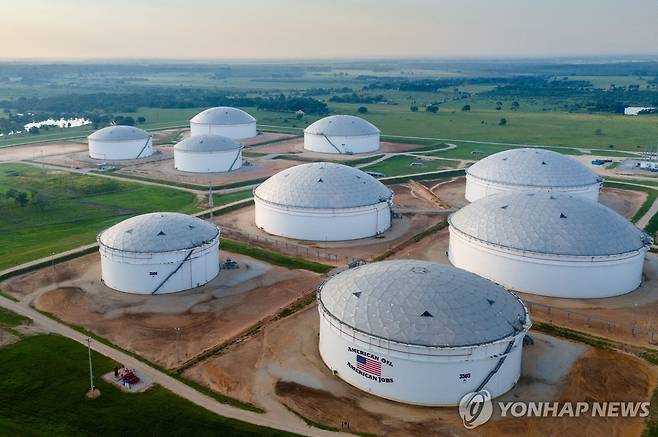 석유 저장 탱크 [AFP=연합뉴스 자료사진. 재판매 및 DB 금지]
