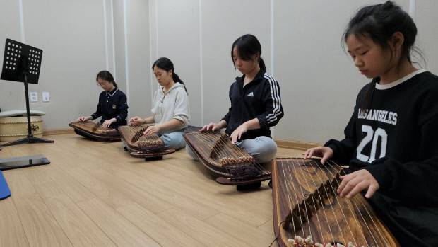 전남도립 어린이국악단 마한금 연습 장면