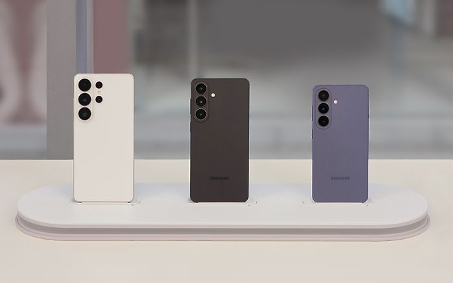 갤럭시 S26 시리즈 제품 이미지ⓒ삼성전자