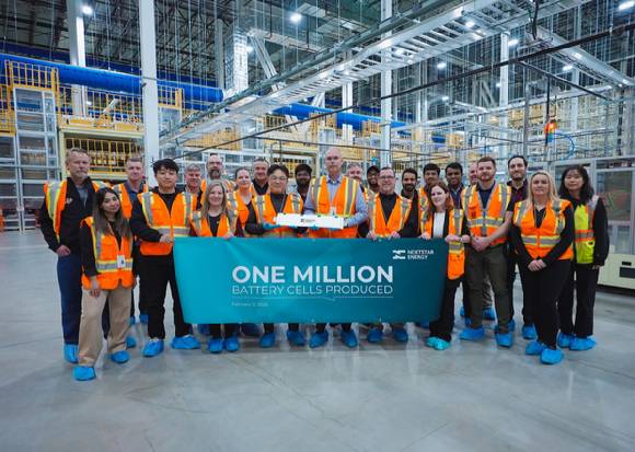 LG에너지솔루션 캐나다 생산법인 '넥스트스타 에너지'가 백만 셀 생산을 달성했다. [사진=LG에너지솔루션]