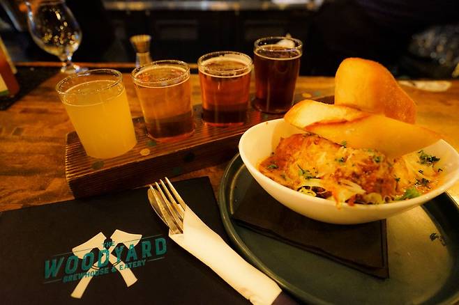 옐로나이프에 간다면 우드야드 브루하우스 수제 맥주는 필수