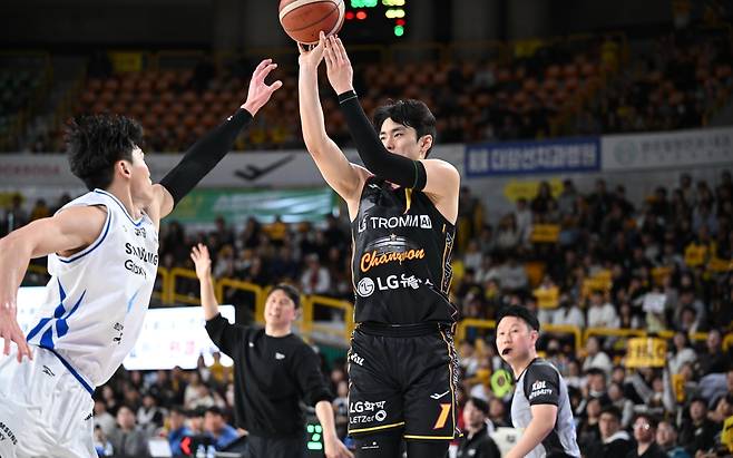 LG의 유기상 [KBL 제공. 재판매 및 DB 금지]
