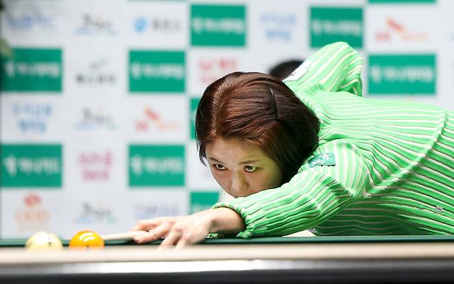 ‘당구 여제’ 김가영(하나카드)이 차유람을 3:0으로 완파하고 8강에 올랐다. PBA 제공