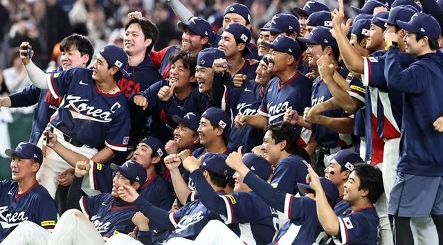 위대한 도전에 씩씩하게 나설 예정인 류지현호. 사진=연합뉴스