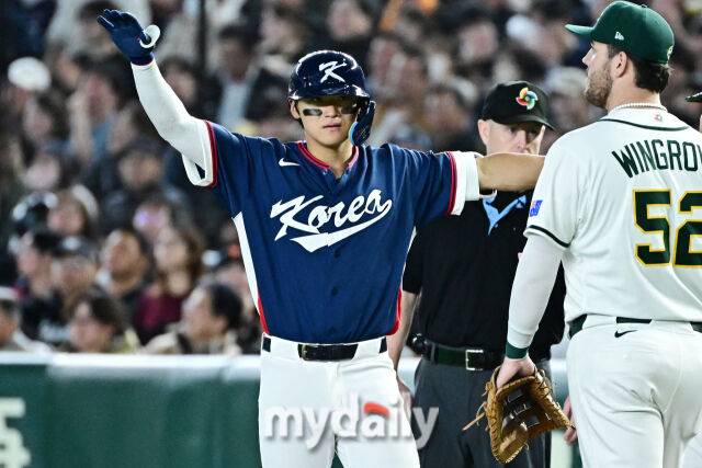 9일 일본 도쿄돔에서 열린 2026 월드 베이스볼 클래식(WBC) 조별리그 한국-호주 경기. 김도영이 6회초 2사 3루에 1타점 적시타를 친 후 기뻐하고 있다./마이데일리