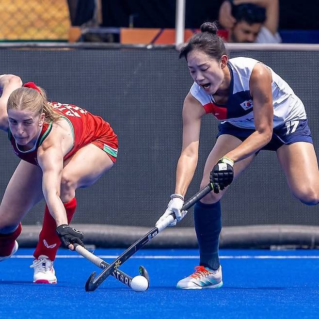 한국과 웨일스의 경기 모습.  [FIH 소셜 미디어 사진. 재판매 및 DB 금지]