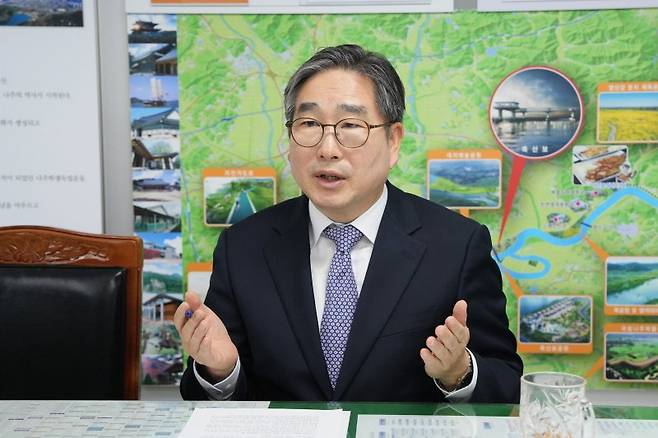 '2026 나주 방문의 해 추진단장'을 맡고 있는 강상구 나주시 부시장이 지난 12일 파이낸셜뉴스와 인터뷰에서 "나주는 관광객이 사계절 내내 찾을 수 있는 관광도시"라면서 '2026 나주 방문의 해'를 성공적으로 개최해 '500만 나주 관광시대'를 열겠다"라고 강조하고 있다. 나주시 제공