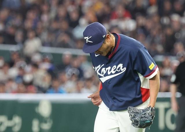 9일 일본 도쿄돔에서 열린 2026 월드베이스볼클래식(WBC) C조 조별리그 최종전 대한민국과 호주의 경기. 3회말 무실점 호투를 보인 한국 노경은이 포효하고 있다. 사진=연합뉴스