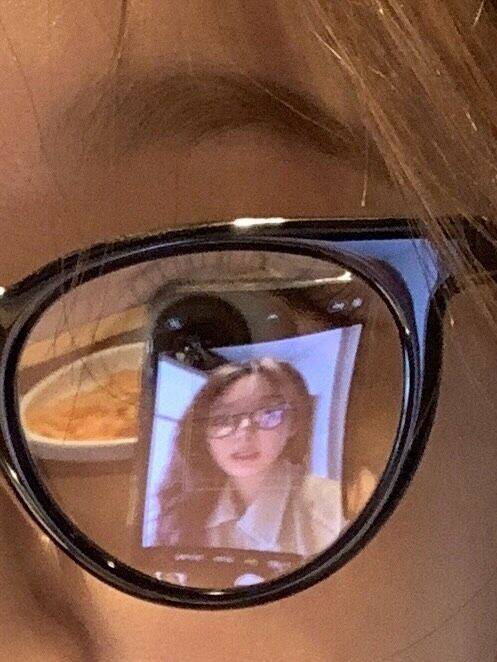 그룹 다비치 멤버 강민경이 연예계 절친한 동료들과 함꼐한 근황을 전했다. / 강민경 소셜미디어