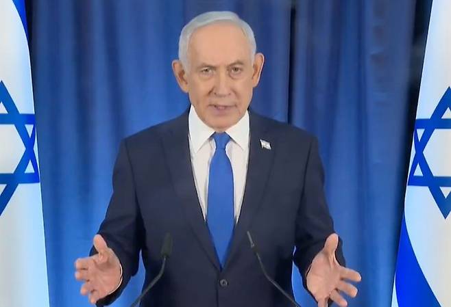 [사진=뉴시스] 베냐민 네타냐후 이스라엘 총리가 사망했다는 소문이 소셜미디어(SNS)에서 퍼지는 가운데, 이란 이슬람혁명수비대(IRGC)가 네타냐후 총리가 살아 있다면 살해하겠다고 경고했다. (출처=베냐민 네타냐후 이스라엘 총리 X 계정 영상 캡처) 2026.03.15. *재판매 및 DB 금지