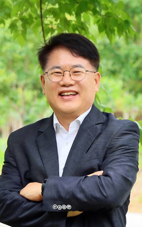 이규명 국립백두대간수목원장.