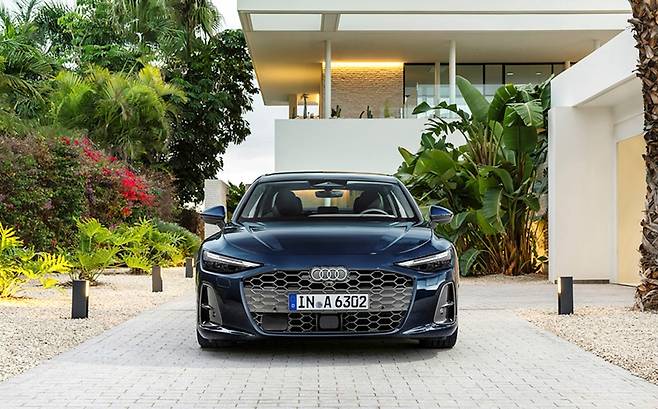 아우디 코리아가 올해 출시 예정인 신형 A6 모델의 국내 인증이 최근 완료됐다. / 아우디