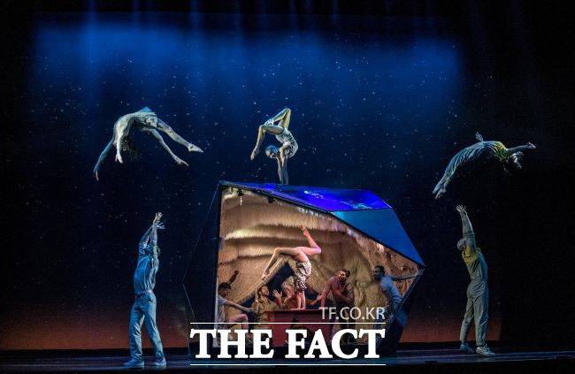 에버랜드에서 공여하는 엘로와즈가 캐나다 몬트리올에서 선보인 'Seul Ensemble'의 한 장면 /에버랜드