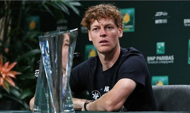 인터뷰 하는 야닉 시너. BNP파리바오픈