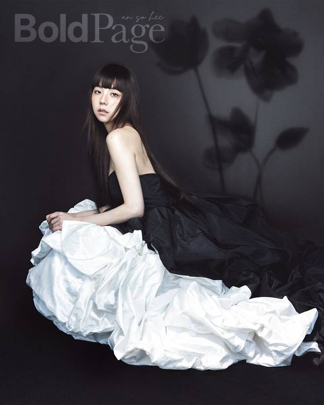 안소희 “공연할 때마다 찾아와 준 원더걸스 멤버들 고마워” [화보] (제공: 볼드페이지)