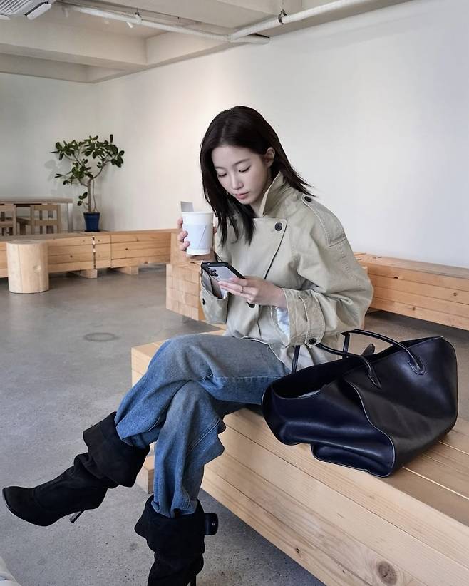 인스타그램 @zuhazana