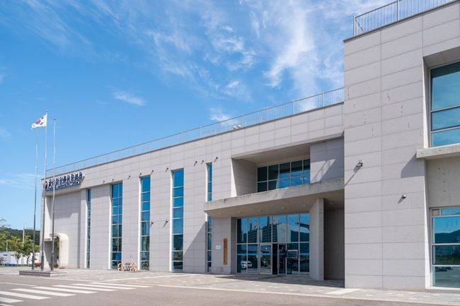 국립해양측위정보원 전경. ⓒ국립해양측위정보원