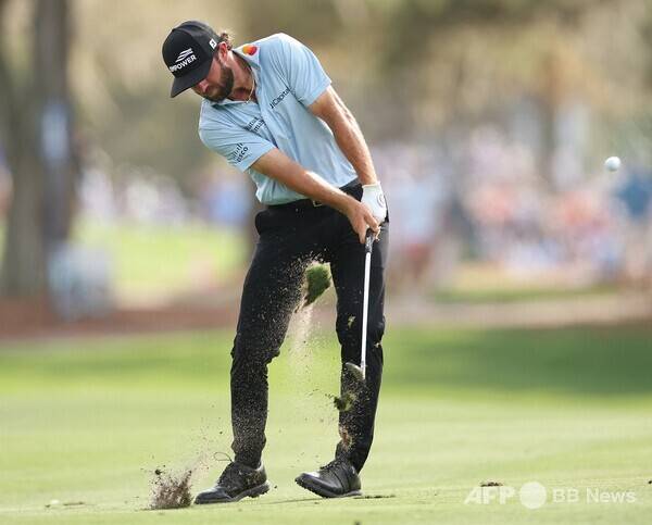 2026년 미국프로골프(PGA) 투어 '제5의 메이저 대회'로 불리는 플레이어스 챔피언십 우승을 차지한 캐머런 영(미국)이 최종라운드에서 경기하는 모습이다. 사진제공=ⓒAFPBBNews = News1 (사진을 무단으로 사용하지 마십시오.)